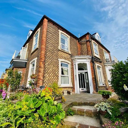 Fishtail House - Stylish Apartments Minutes From The Sea Hornsea Exterior photo