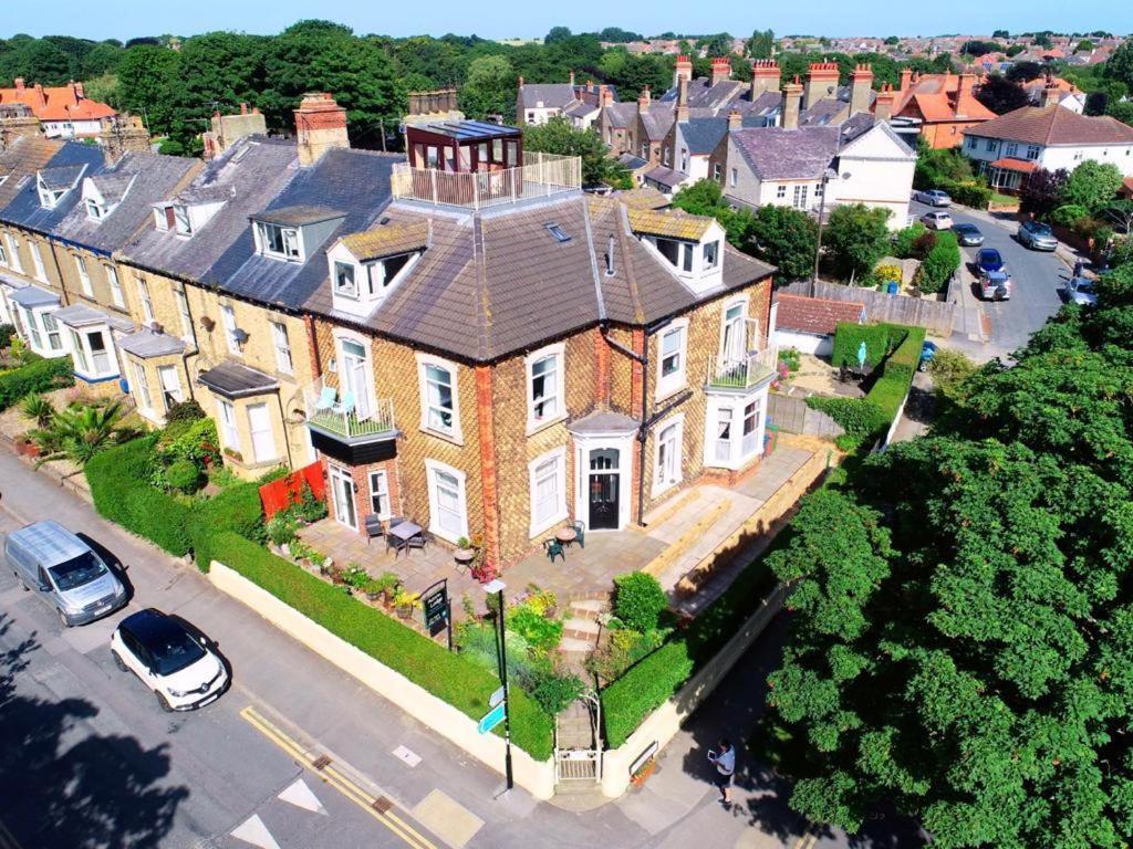 Fishtail House - Stylish Apartments Minutes From The Sea Hornsea Exterior photo