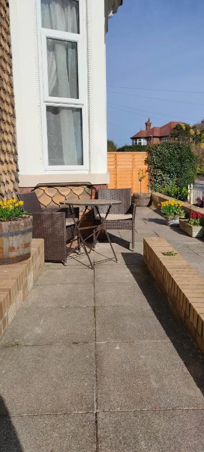 Fishtail House - Stylish Apartments Minutes From The Sea Hornsea Exterior photo