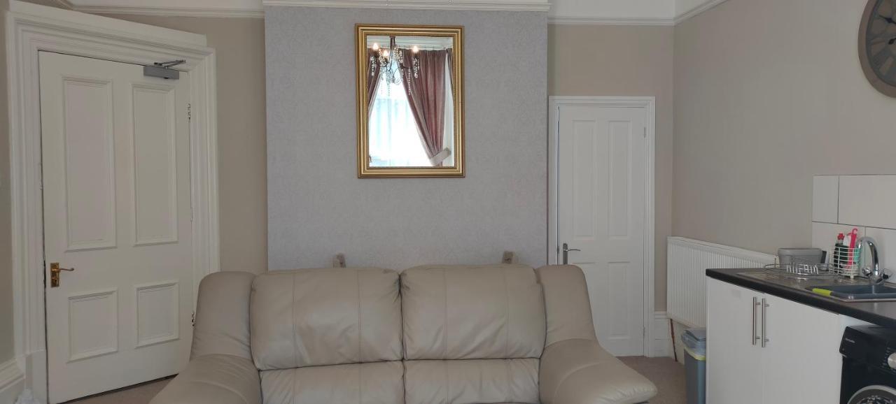 Fishtail House - Stylish Apartments Minutes From The Sea Hornsea Exterior photo