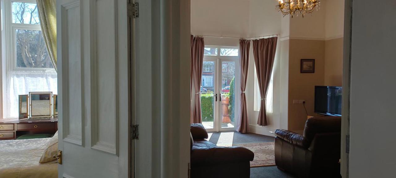 Fishtail House - Stylish Apartments Minutes From The Sea Hornsea Exterior photo